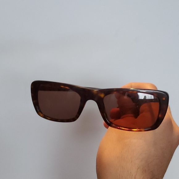 DOLCE & GABBANA SUNGLASSES - Picture 6 of 6